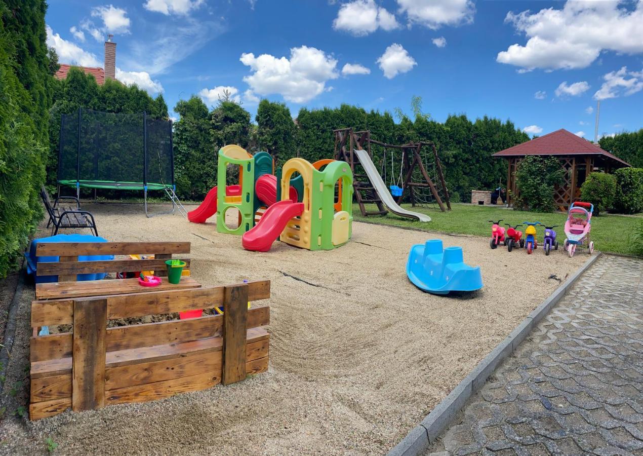 Zam-Zem Holiday Apartman Hajdúszoboszló Kültér fotó
